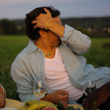 Laden Sie das Bild in den Galerie-Viewer, Butterfly Green Necklace | Akoyama